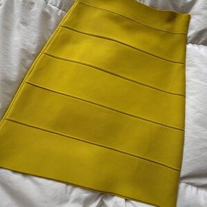 BCBGMaxAzria Mustard Pencil Skirt